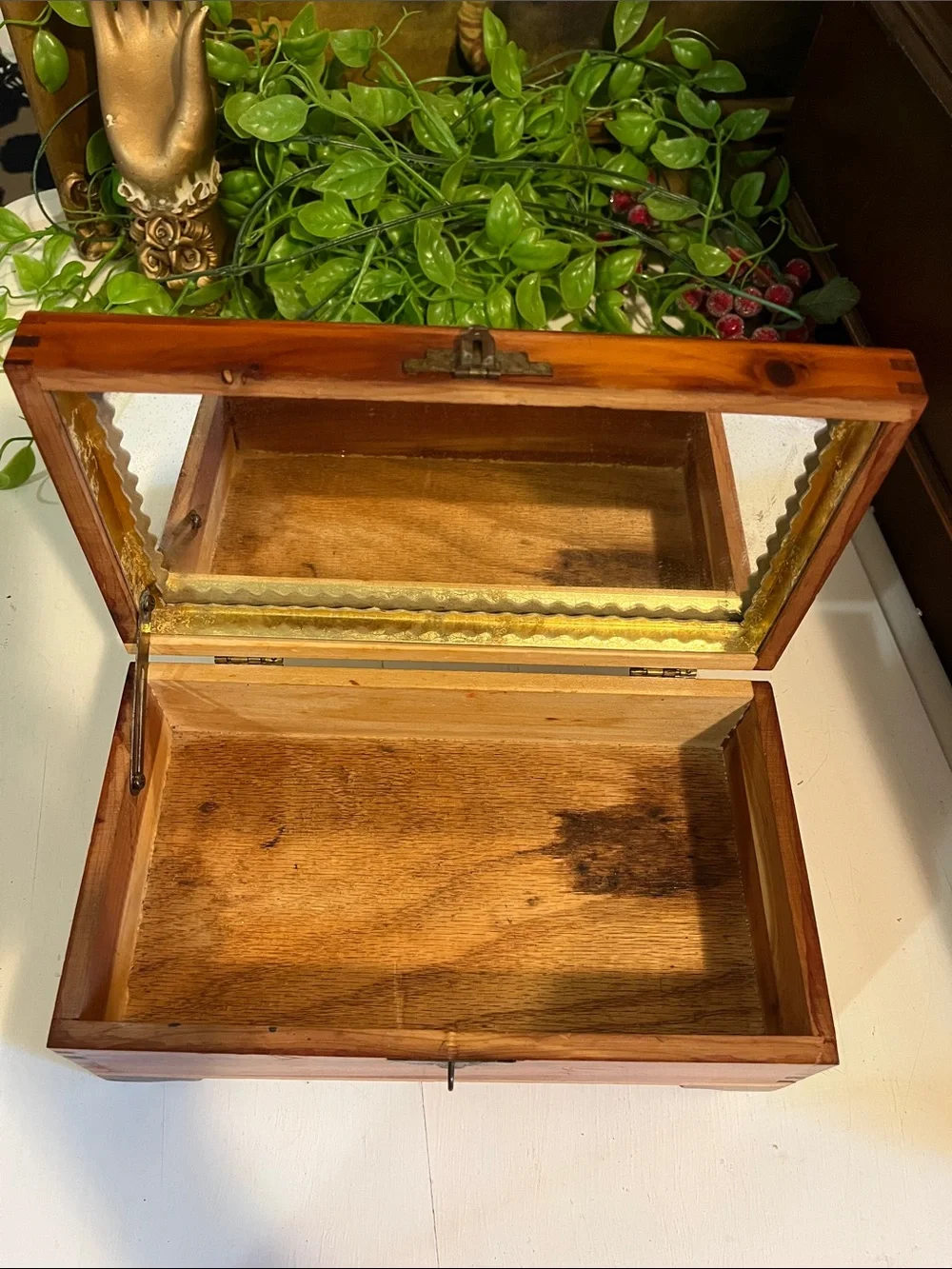 Vtg Red Cedar beautiful cedar
